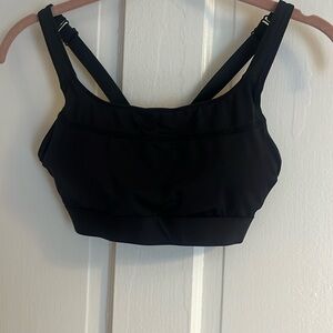Fabletics sports bra